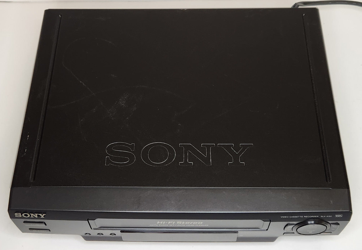 Sony SLV-N50 VCR, 4-Head Hi-Fi Stereo - Top
