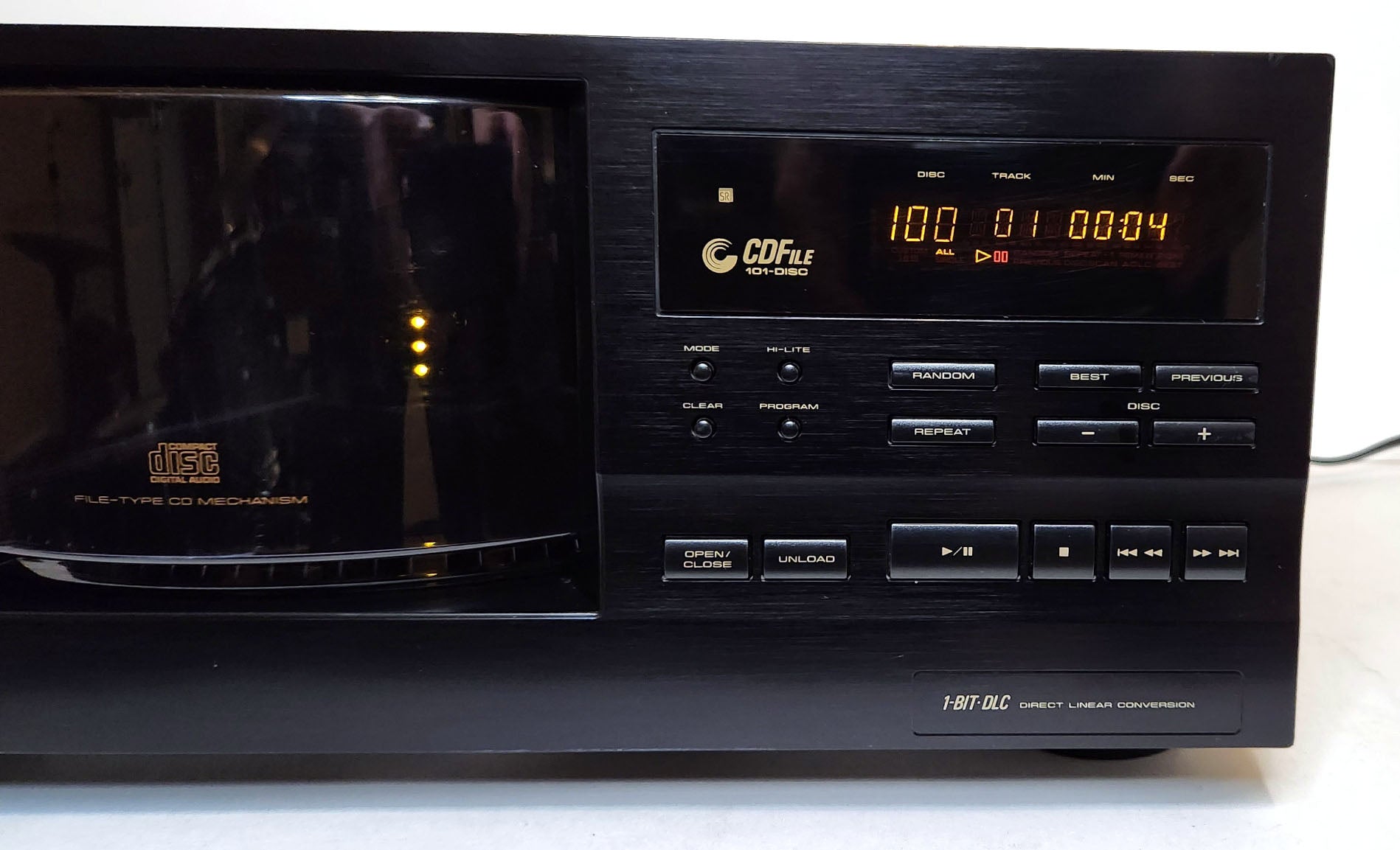 Pioneer PD-F908 100+1 CD Changer - Right
