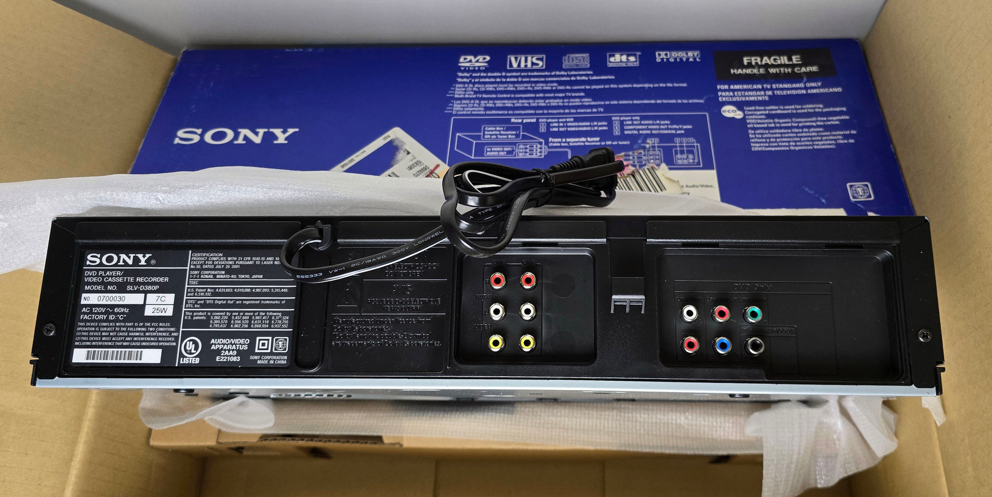 Sony SLV-D380P VCR/DVD Player Combo - New Open Box - Rear Panel