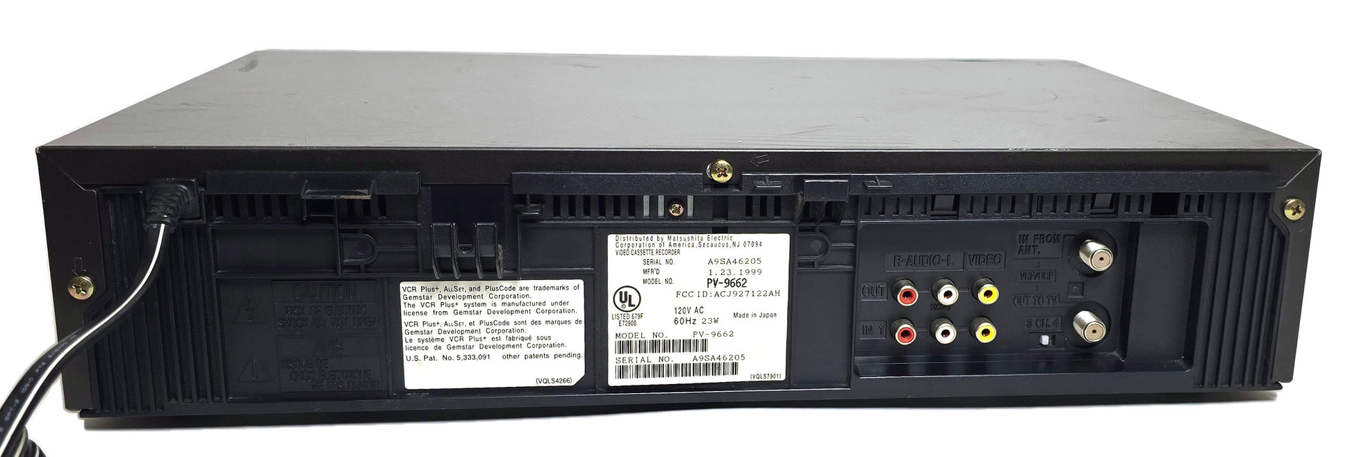 Panasonic PV-9662 Omnivision VCR, 4-Head Hi-Fi Stereo - Rear