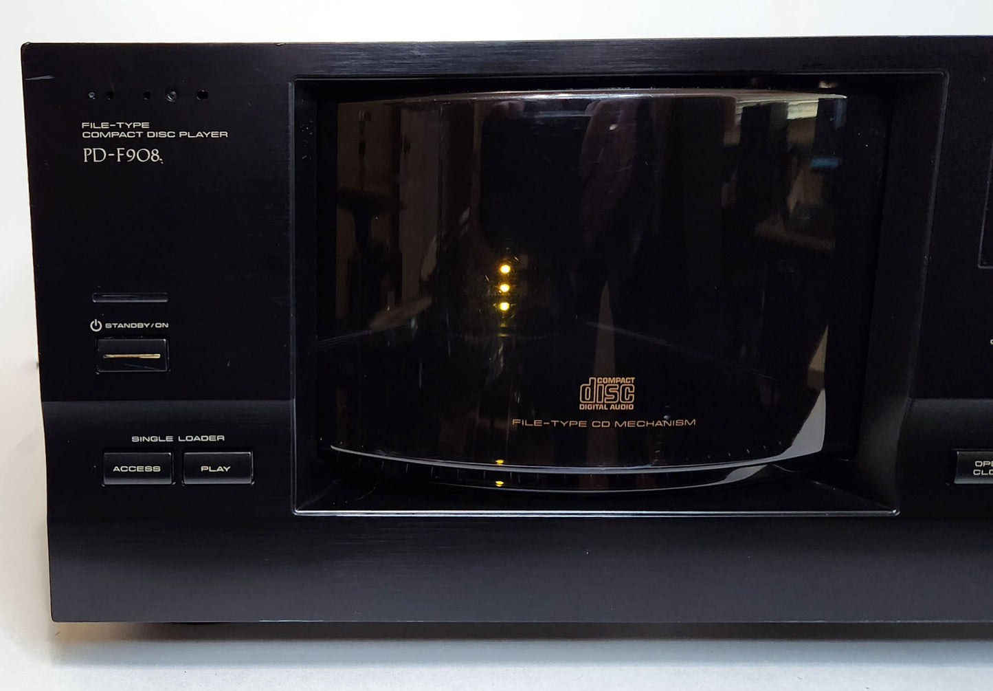 Pioneer PD-F908 100+1 CD Changer - Left