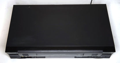 Toshiba W-614 VCR, 4-Head Hi-Fi Stereo - Top