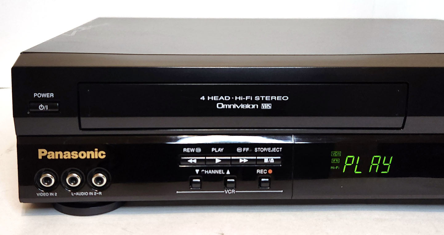 Panasonic PV-D4743 Omnivision VCR/DVD Player Combo - Left