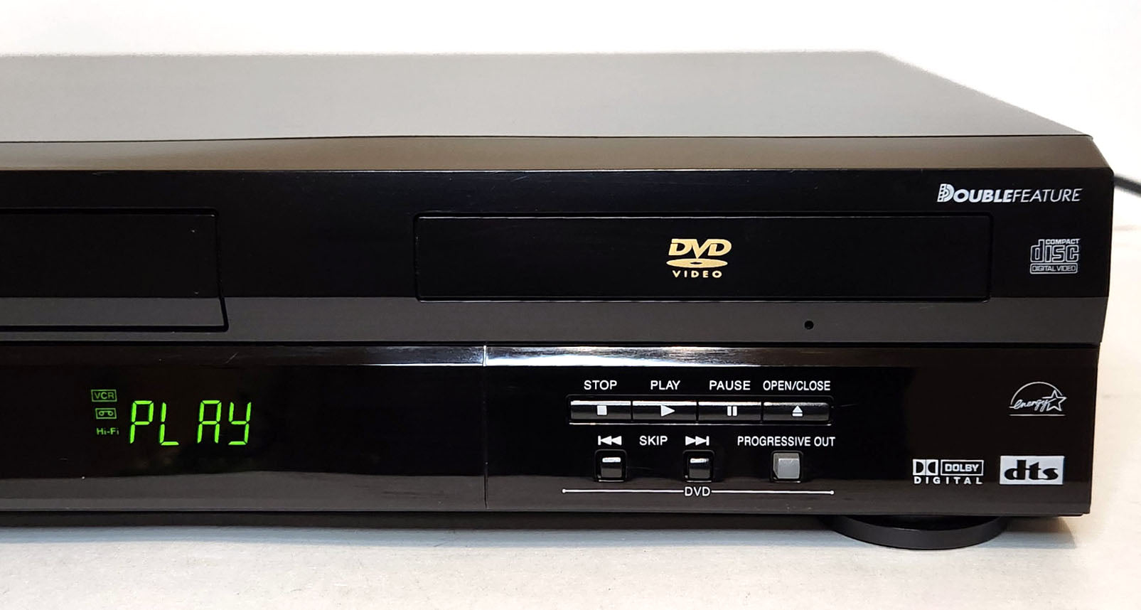 Panasonic PV-D4743 Omnivision VCR/DVD Player Combo - Right
