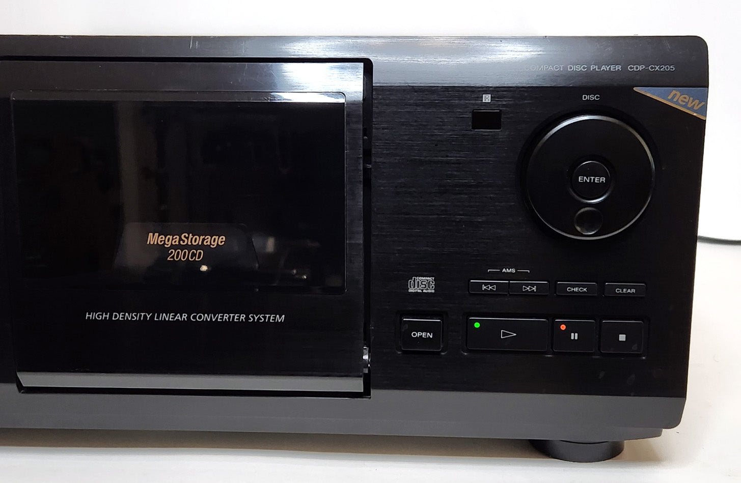 Sony CDP-CX205 MegaStorage 200 CD Changer - Right