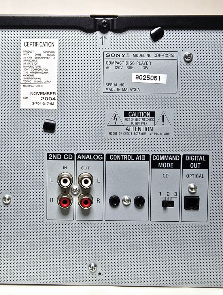 Sony CDP-CX355 MegaStorage 300 CD Changer - Label and Connections