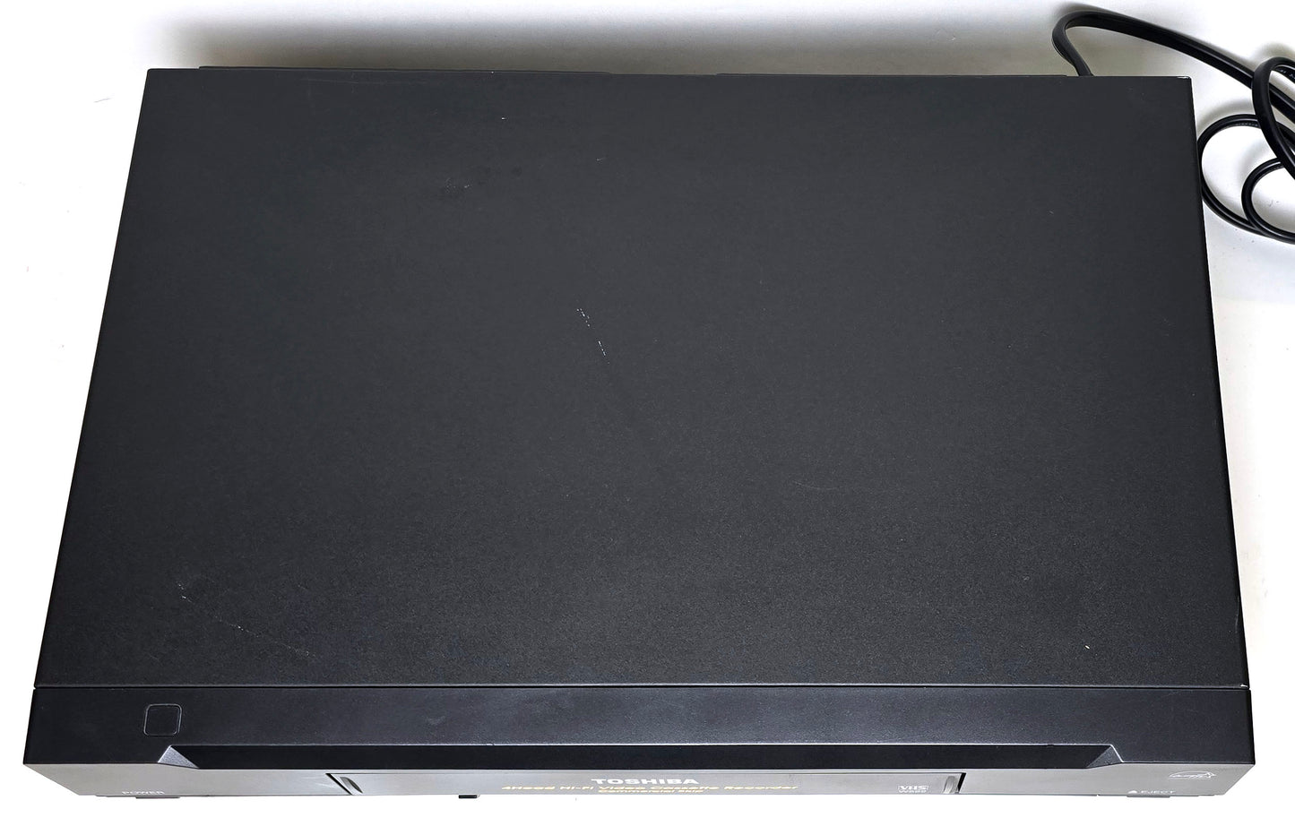 Toshiba W-522 VCR, 4-Head Hi-Fi Stereo - Top