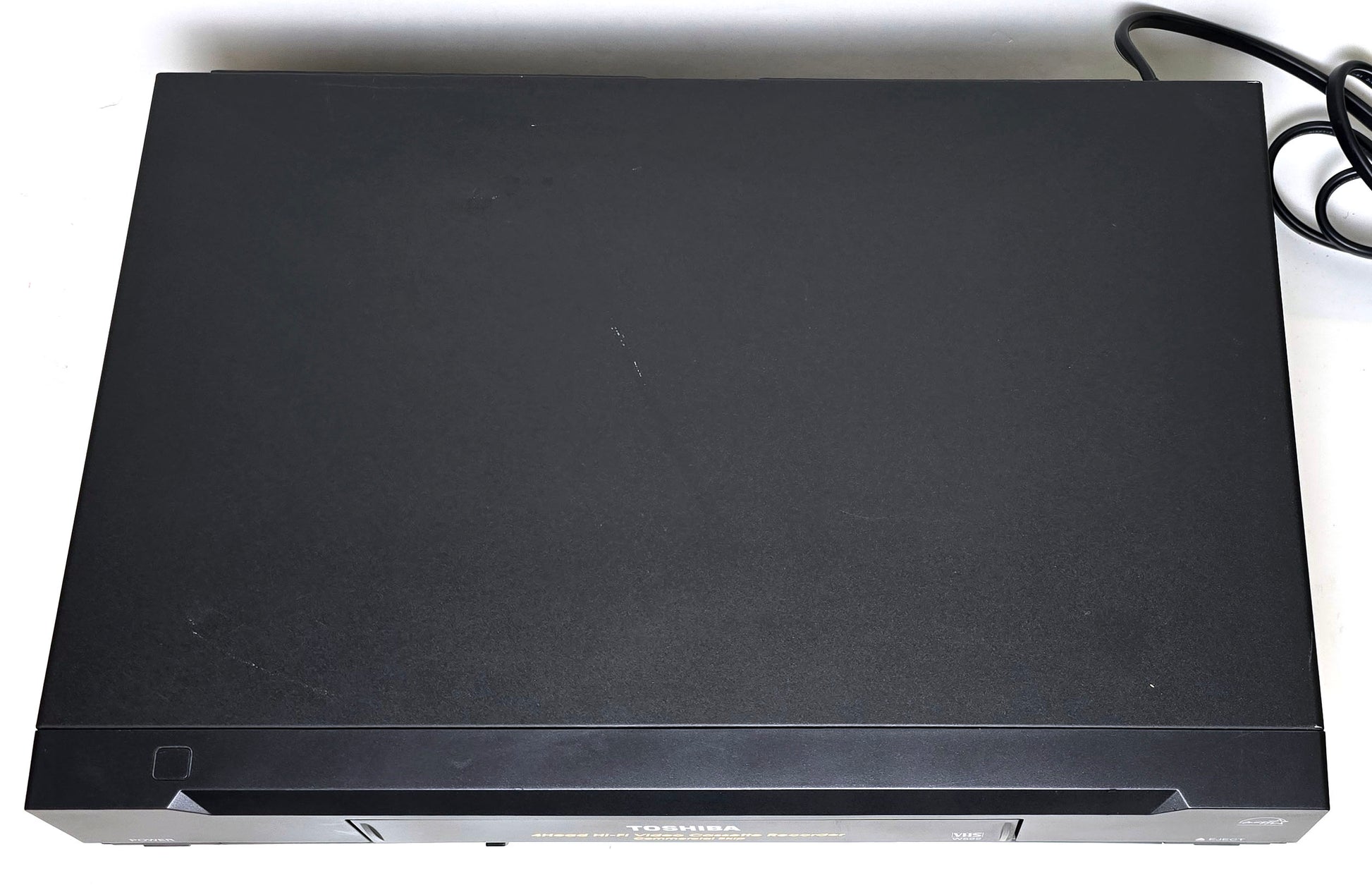 Toshiba W-522 VCR, 4-Head Hi-Fi Stereo - Top