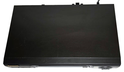 Panasonic PV-V4600 Omnivision VCR, 4-Head Hi-Fi Stereo - Top