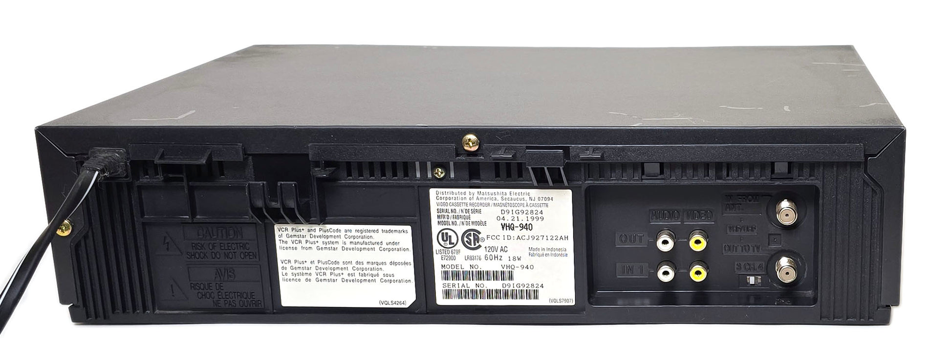 Quasar (Panasonic) VHQ-940 Omnivision VCR, 4-Head Mono - Rear