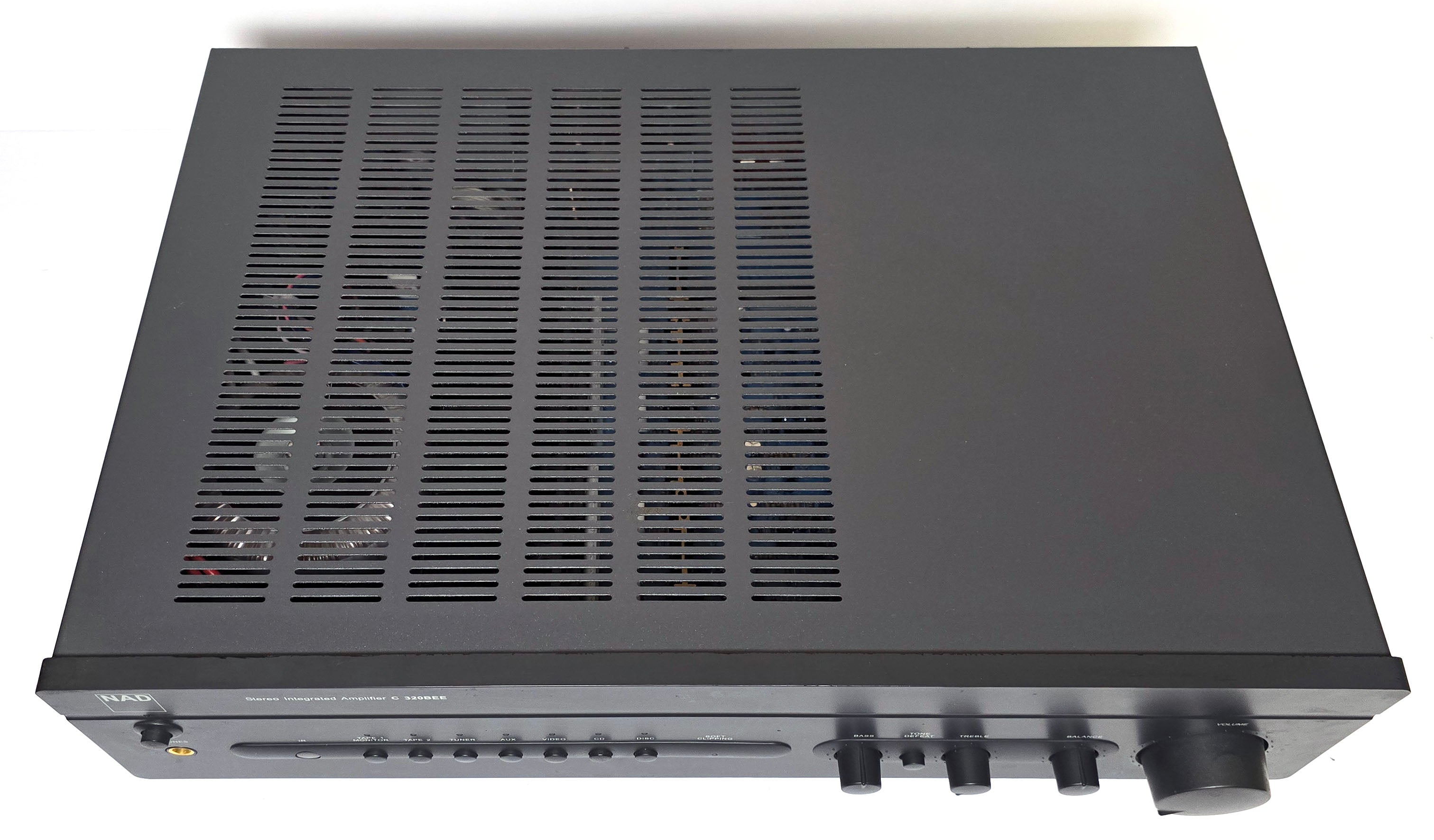 NAD C 320BEE Integrated Amplifier – VCR-DVD.com