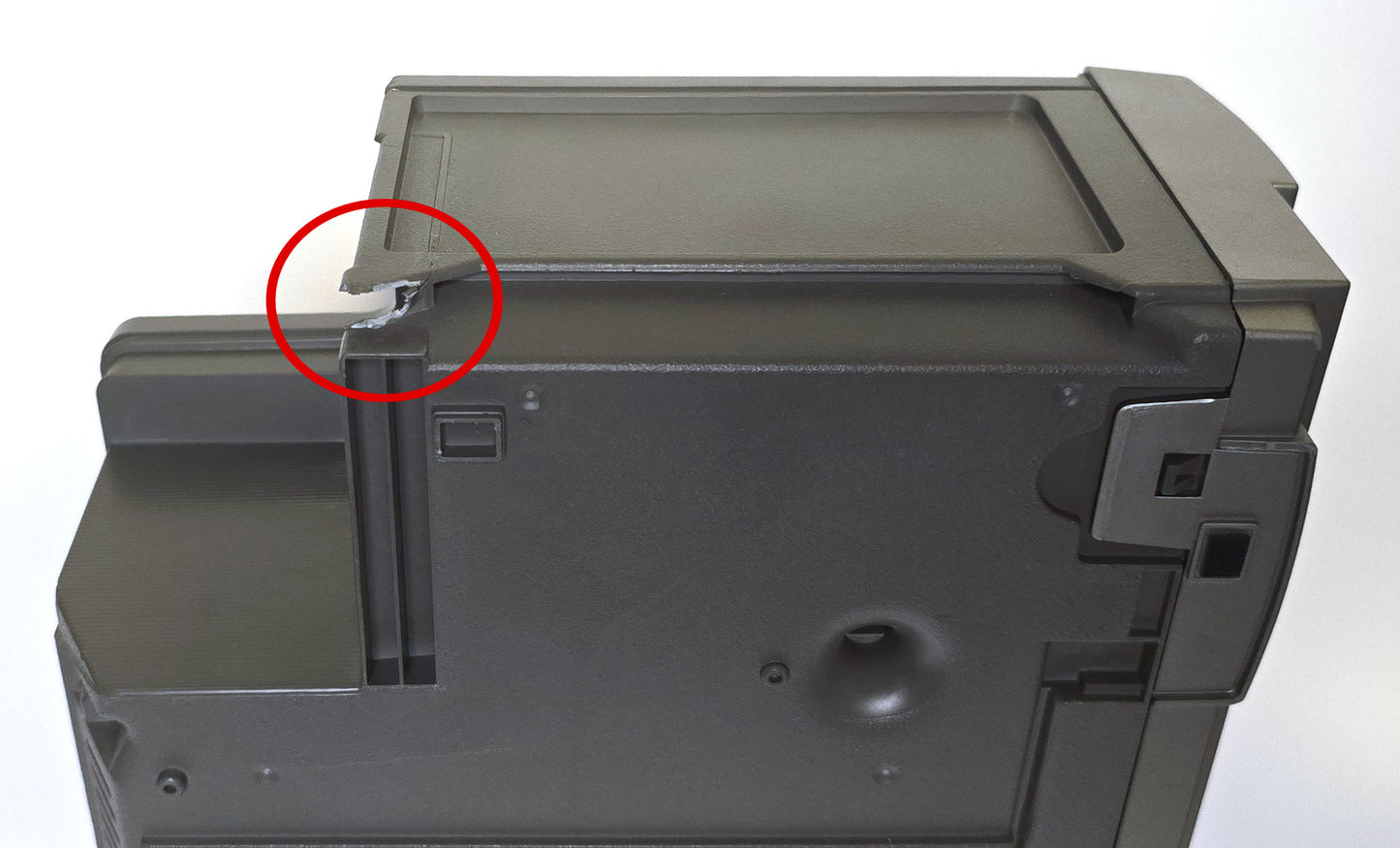 Emerson EWV404 VCR, 4-Head Mono - Rear Corner
