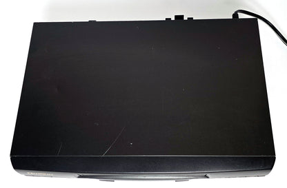 Quasar (Panasonic) VHQ-40M Omnivision VCR, 4-Head Mono - Top