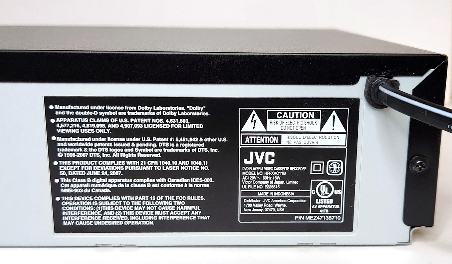 JVC HR-XVC11B VCR/DVD Player Combo - Label