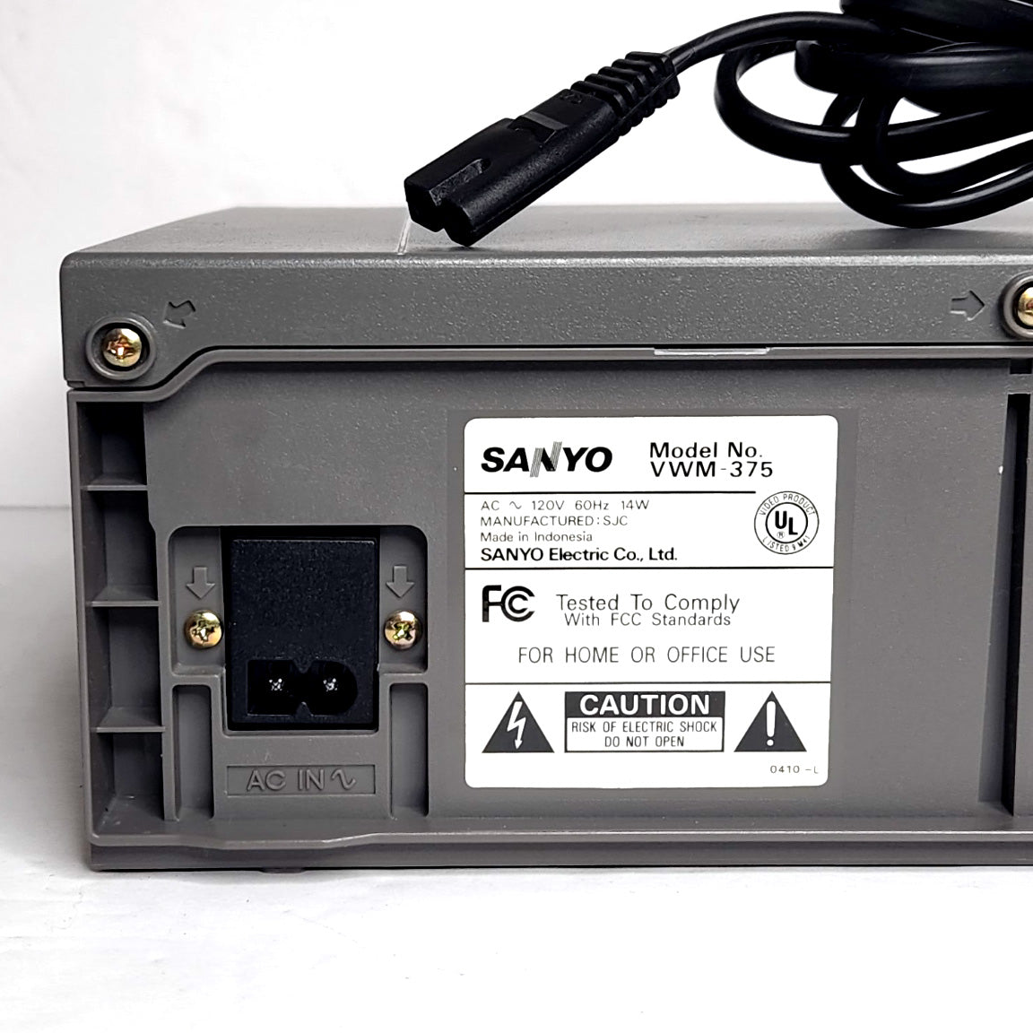 Sanyo VWM-375 VCR, 4-Head Mono - Label