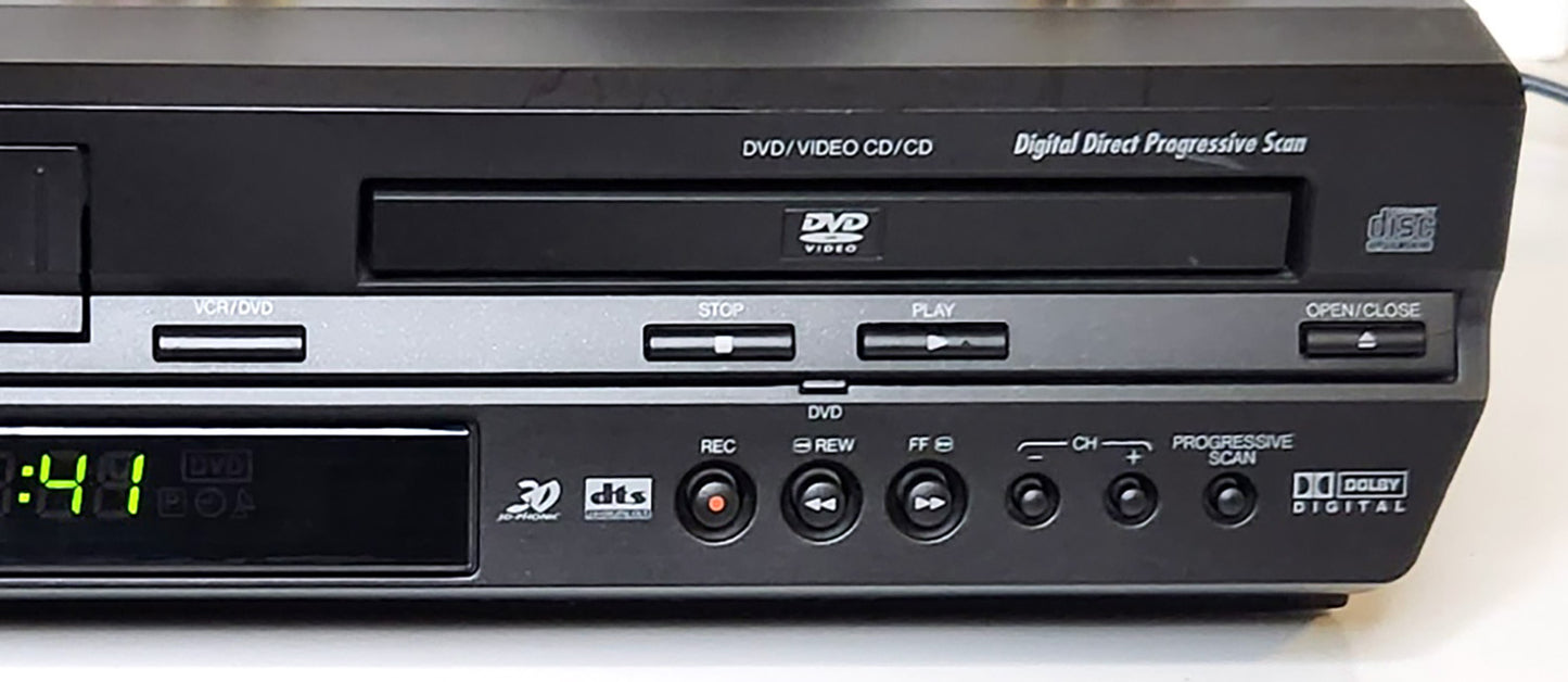 JVC HR-XVC26U VCR/DVD Player Combo - Right
