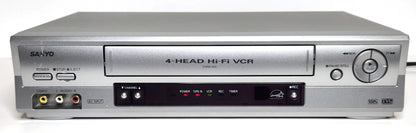 Sanyo VWM-900 VCR, 4-Head Hi-Fi Stereo - Front