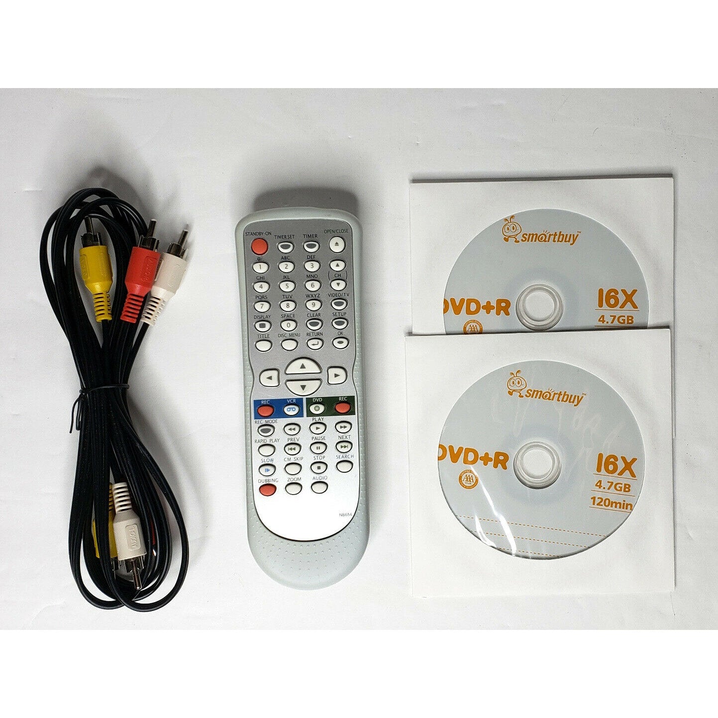 SV2000 WV20V6 VCR/DVD Recorder Combo - Remote Control and Accessories